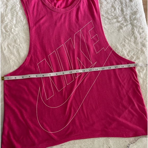 Nike small pink - Picture 2 of 5